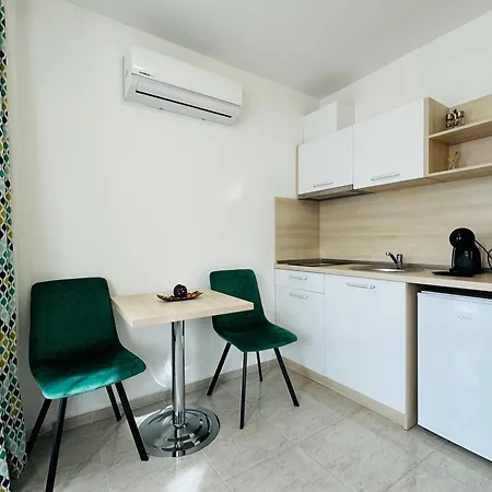 Horizon 27 'в' Apartment *